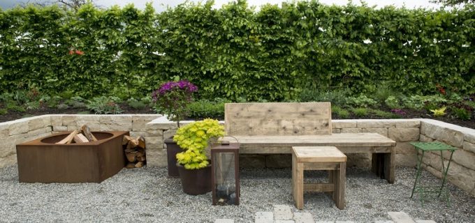 Der Sitzplatz im Garten