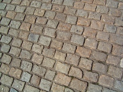 Gartenwege anlegen