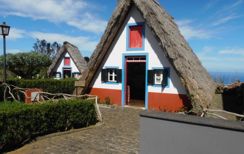 Ein Nurdachhaus auf Madeira, Portugal