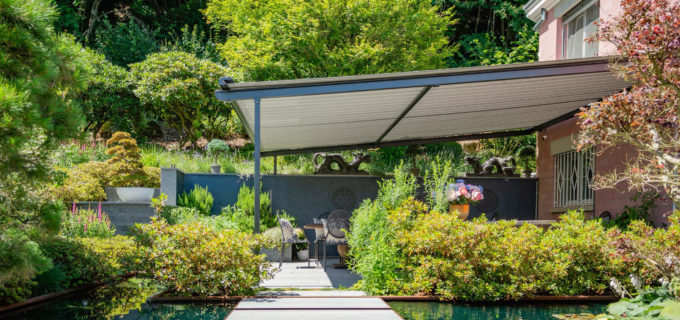 Markise, Glasdach & Co.: Was es beim Wetterschutz für den Garten zu beachten gibt