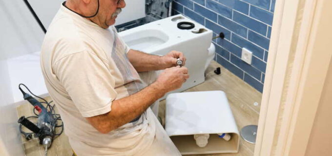 Welcher Handwerker repariert Toiletten?