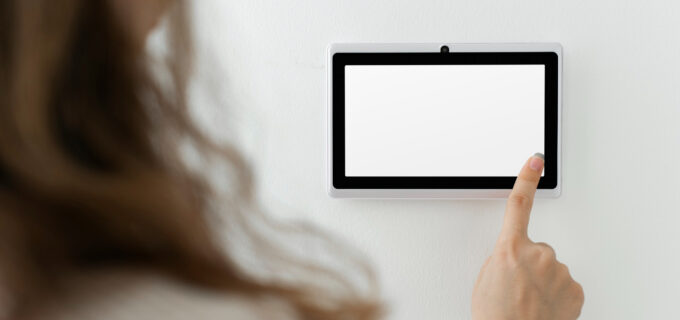 Von der Küche bis ins Homeoffice – Die besten Orte für eine Tablet-Wandhalterung