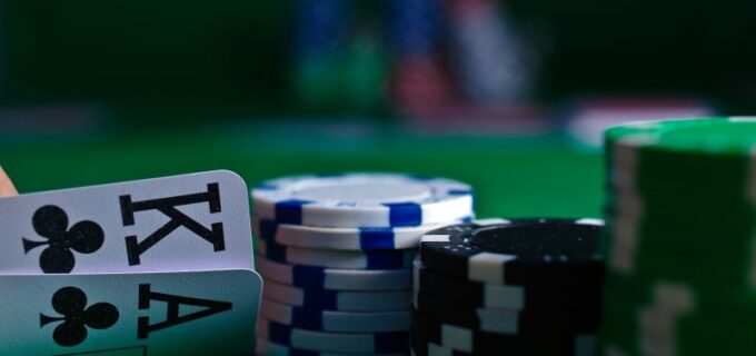 Casino-Guide Schweiz: So erkennt man seriöse Ausland-Anbieter trotz rechtlicher Grauzone